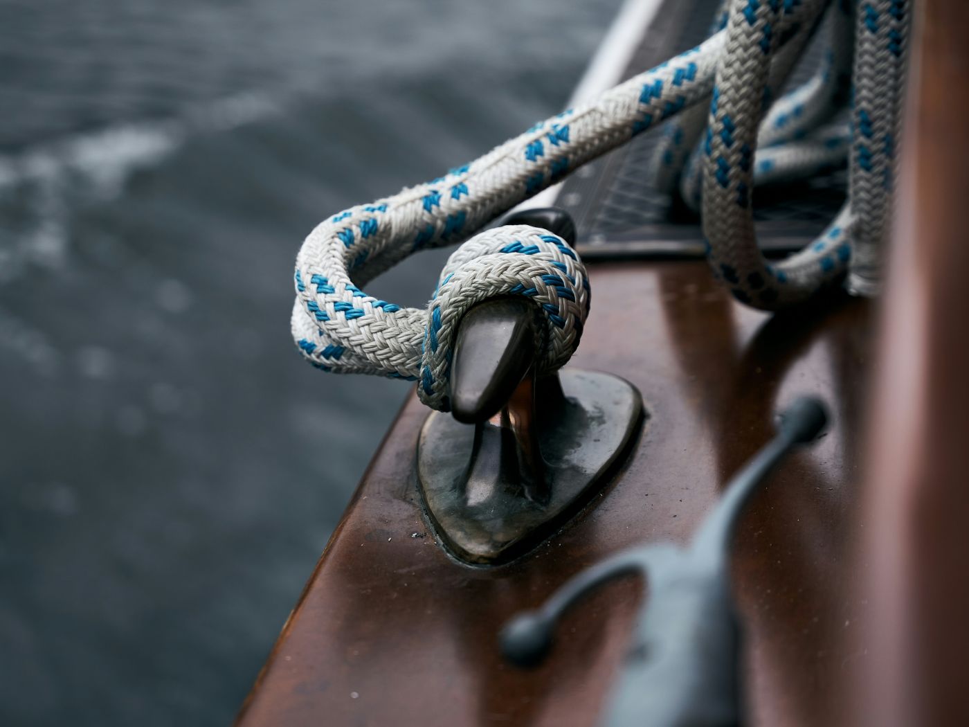 ENGINEER TALKS Глава 17: Установка лодочных утки: опорные пластины, защита сердечника и пути нагрузки